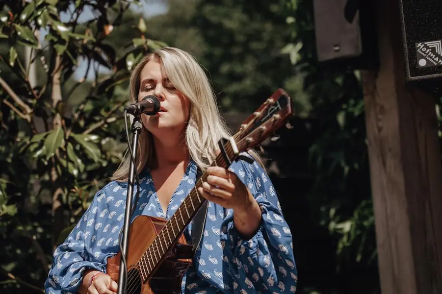 Sem solo zang blending vocals